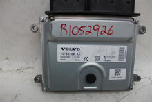 Load image into Gallery viewer, ECU ECM COMPUTER Volvo V70 XC90 S70 S80 2008 08 2009 09 2010 10 - 1052926
