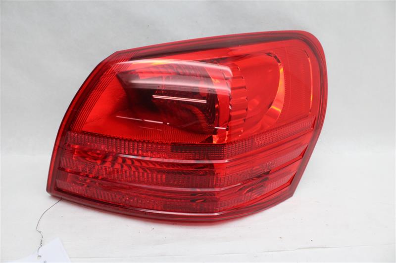 OUTER TAIL LIGHT LAMP Nissan Rogue 08 09 10 11 12 13 Right - 1073862