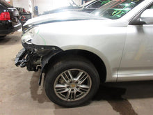 Load image into Gallery viewer, QUARTER PANEL CUT ASSEMBLY Porsche Cayenne 03 04 05 06 07 08 - 10 Right - 1063182
