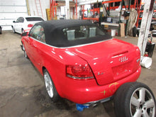 Load image into Gallery viewer, CENTER PILLAR CUT Audi A4 2007 07 - 1067874
