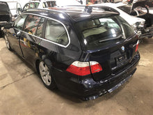 Load image into Gallery viewer, GAS FUEL FILLER LID DOOR BMW 535i 2009 09 - 1073215
