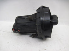 Load image into Gallery viewer, AIR INJECTION PUMP SMOG Audi Q7 2007 07 - 790799
