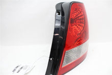 Load image into Gallery viewer, TAIL LIGHT LAMP ASSEMBLY Kia Sorento 03 04 05 06 Right - 986419
