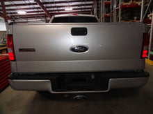 Load image into Gallery viewer, Radio  FORD F150 PICKUP 2006 - NW134979
